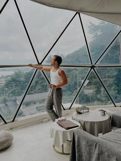 Instagram post by @srdomi: Glamping with views of Mt Fuji @minenohana 🏔️