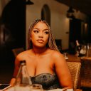 Khanyi Mfengwana ᥫ᭡