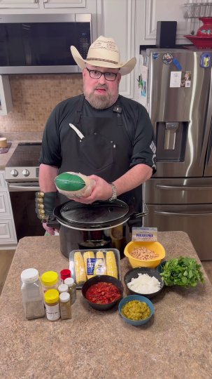 TikTok post by @pepperbellypete: White Chicken Chili.