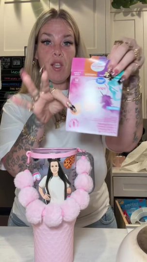 Example TikTok post by @itsmamacookie