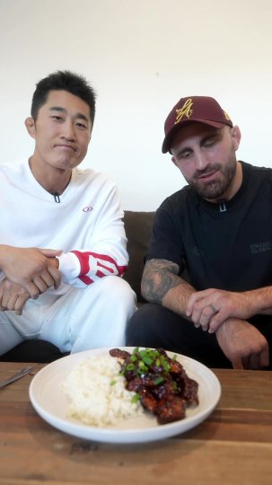 TikTok post by @alexvolkanovski: Korean fried chicken for my mate stun gun!