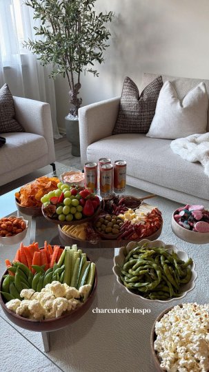TikTok post by @interiorr_byem: This post provides visual inspiration for a charcuterie board assembly, featuring various…