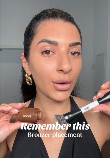 TikTok post by @daniellaxrusso: Remember this, bronzer placement changes your entire face 😍🤎✨ what bronzer placement do…