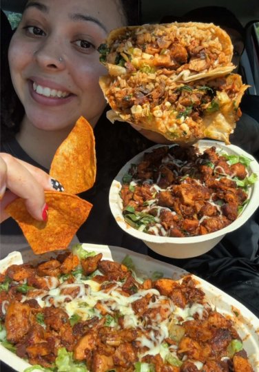 TikTok post by @jaskam_: @Chipotle New Chili Lime Chips & Pollo Asado!